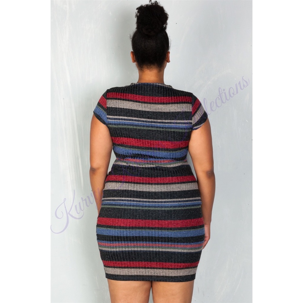 Multicolored Sweater Midi Dress - Picture 4 of 8
